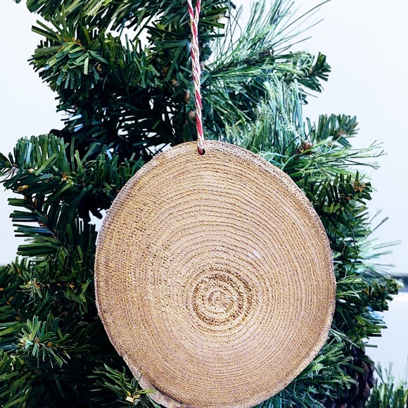 Hand Crafted Natural Wood Glitter Ornament Red Berry Tree/Christmas Tree Decor - Picture 3 of 4